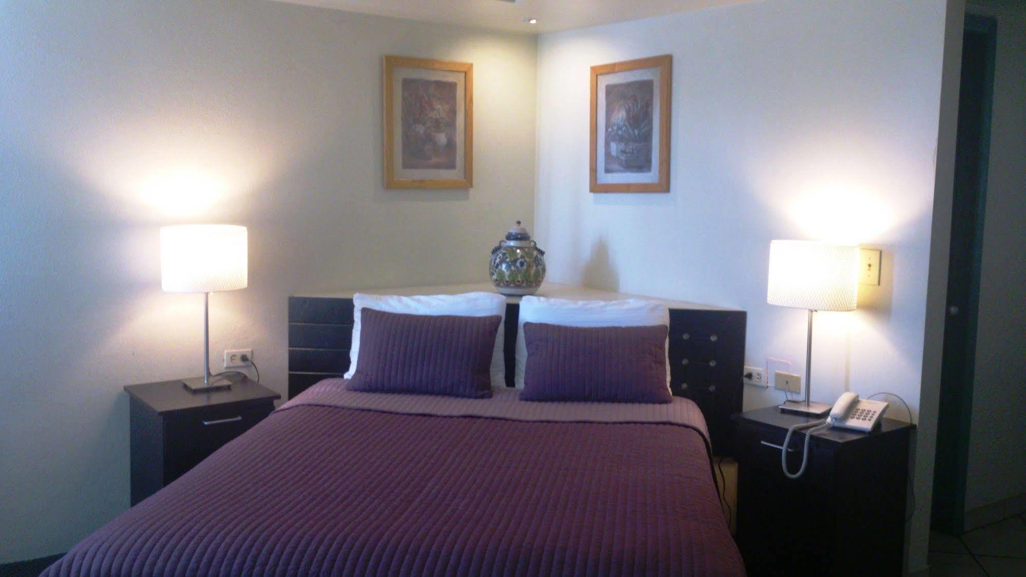 Hotel Posada Don Fernando إنسينادا المظهر الخارجي الصورة